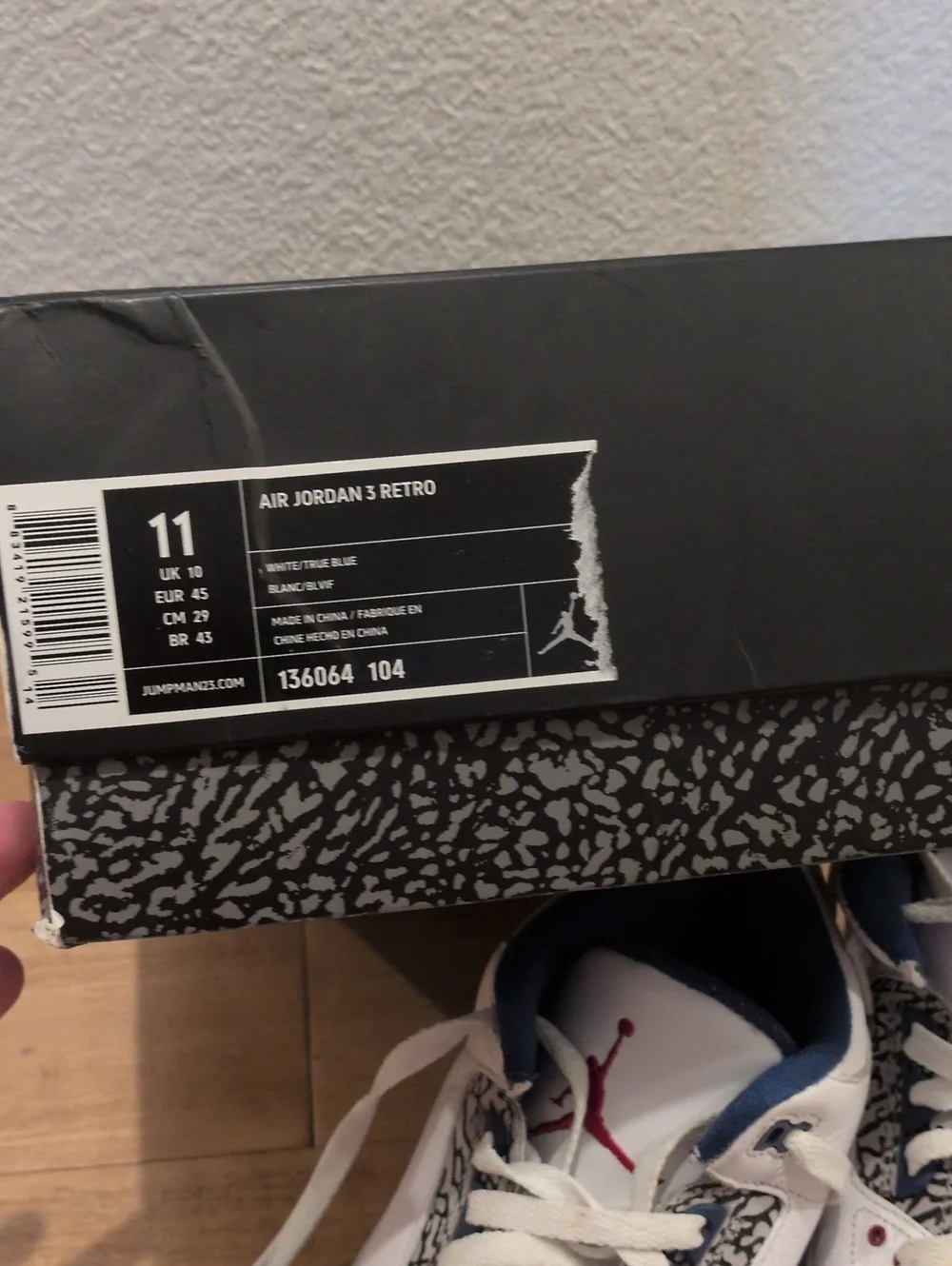 Air Jordan 3 Retro 2011 Men's Size 11 White Blue 136064104 Elephant Print